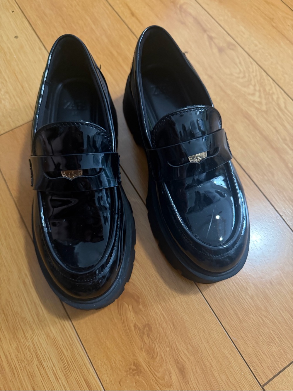 Zara Women's Black Patent Leather Platform Penny Loafers